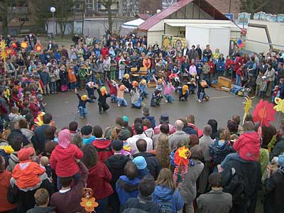 Tänzerische Darbietungen der Kinder der Eichendorffschule