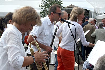 Der Nabakra spielt ...