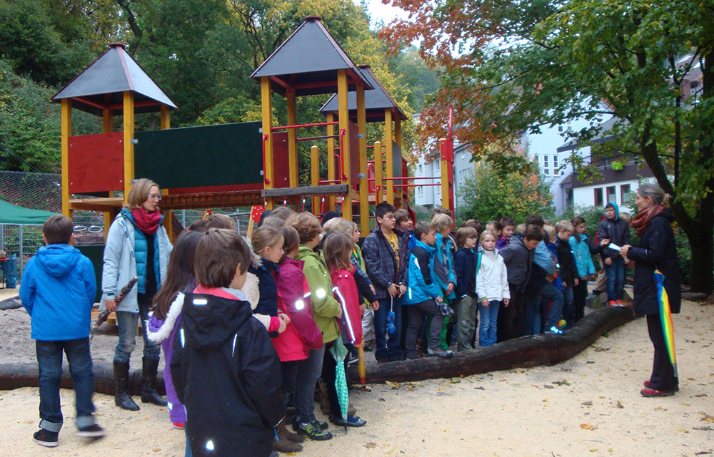 bei der Eröffnung bei der Eröffnung