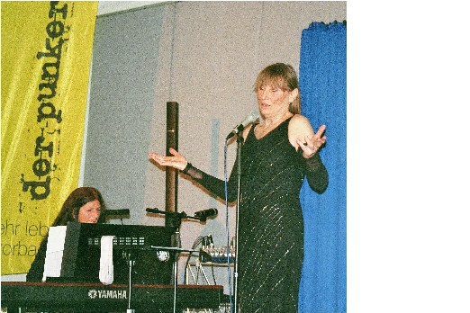 files/bilder/2015/Aydt-und-Frank-2015/Anne &Heidi2_Neg.Nr.2.jpg files/bilder/2015/Aydt-und-Frank-2015/Anne &Heidi2_Neg.Nr.2.jpg